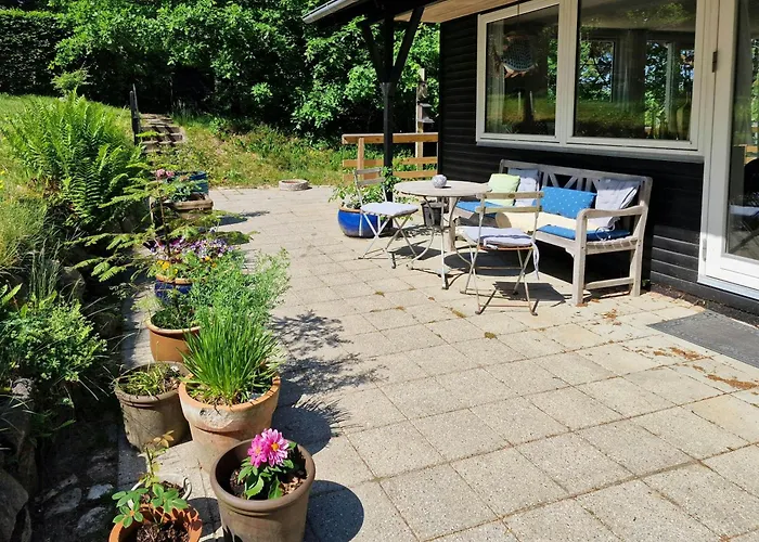 Summer House In Skovgarde With Forest View 펜션